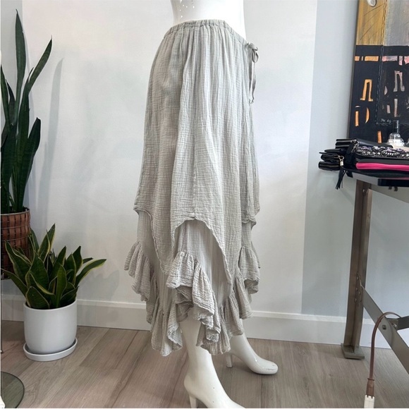 St. Tropez Boho Gauze Flouncy & Flowy Midi Skirt - Picture 5 of 10